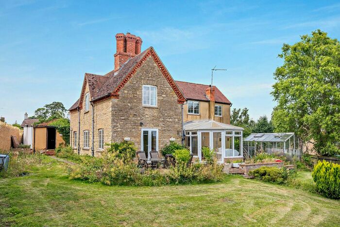 4 Bedroom Detached House For Sale In Bakers Lane, Stoke Bruerne, Towcester, NN12