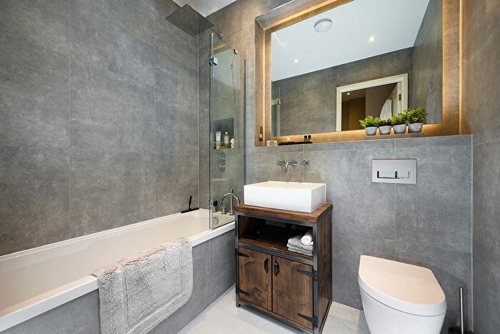 1 Bedroom Flat To Rent In Hampshire Street, London, NW5