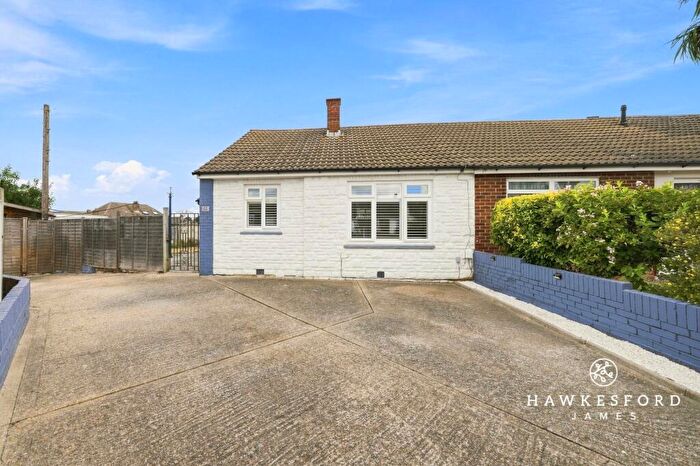 3 Bedroom Semi-Detached Bungalow For Sale In Prentis Close, Sittingbourne, ME10