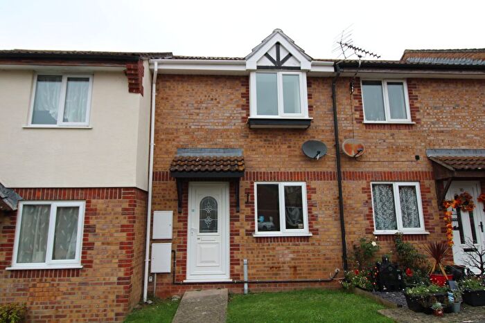 2 Bedroom Terraced House To Rent In Bryer Close, Bridgwater, TA6