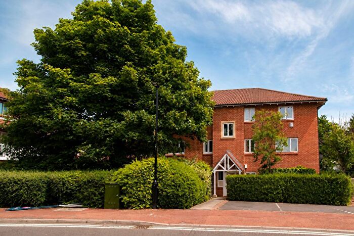 2 Bedroom Flat For Sale In Marie Curie Drive, Elswick, Newcastle Upon Tyne, NE4