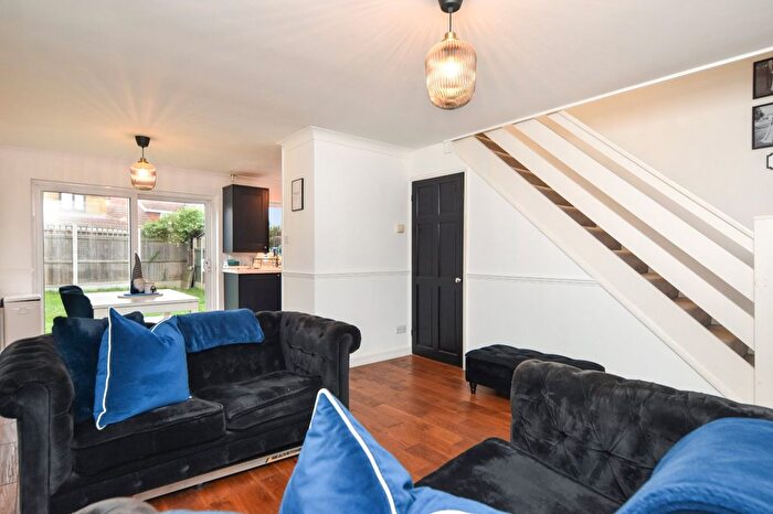 2 Bedroom Semi-Detached House For Sale In Torrington, Desirable Bishopsteignton, Shoeburyness, Essex, SS3