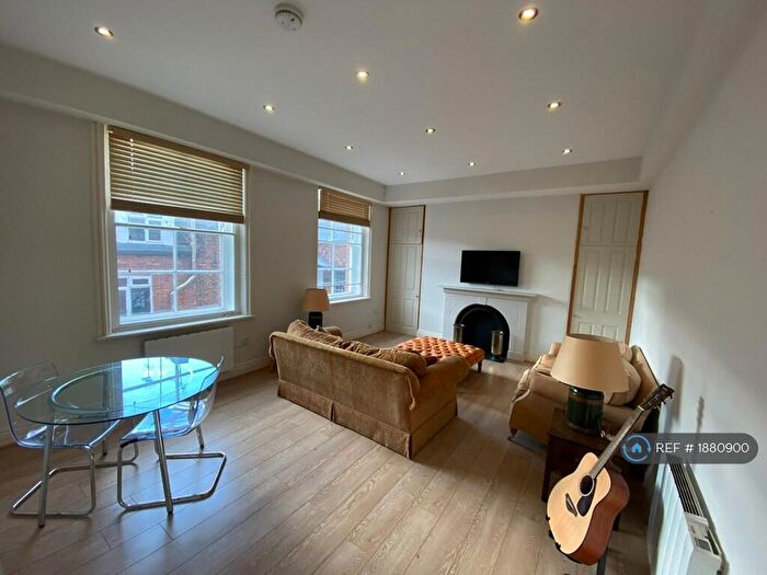 1 Bedroom Flat To Rent In Belgrave Court, Leeds, LS1