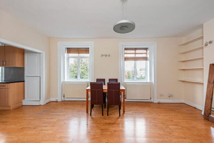 1 Bedroom Flat For Sale In Gloucester Avenue, London, NW1