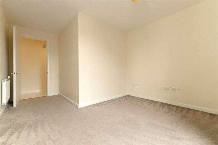 2 Bedroom Apartment For Sale In Seekings Close, Trumpington, Cambridge, CB2