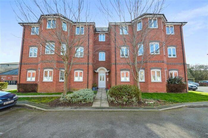 1 Bedroom Flat To Rent In Oake Woods, Gillingham, SP8