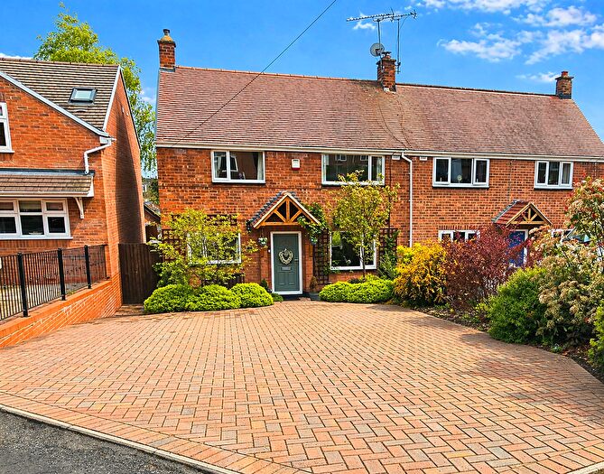 3 Bedroom Semi Detached House For Sale In Huntsmans Drive, Kinver, Stourbridge, DY7