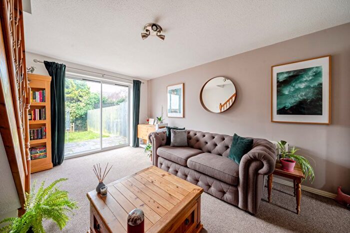 2 Bedroom Terraced House For Sale In Aspen Square, Oxford, OX4