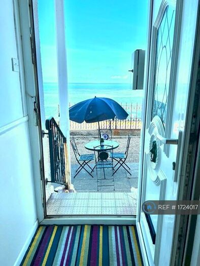 5 Bedroom End Of Terrace House To Rent In Beach Houses, Margate, CT9