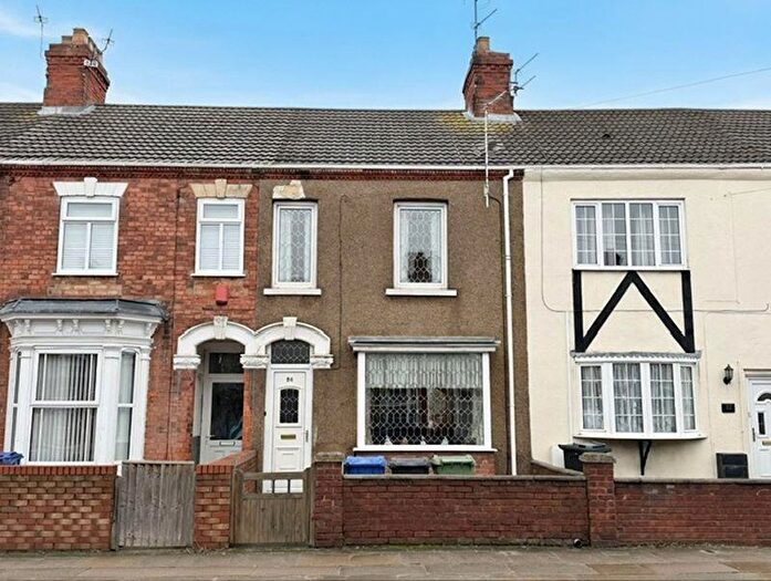 3 Bedroom Terraced House For Sale In Cromwell Road, Grimsby, DN31