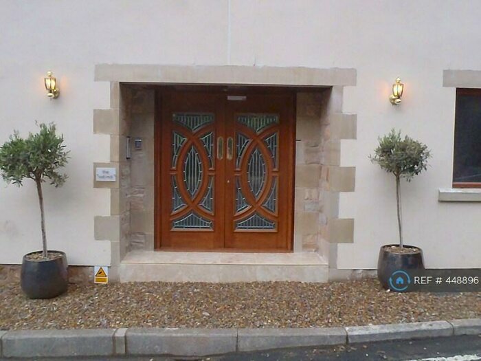 Studio To Rent In Lower Rd, Preston, PR3