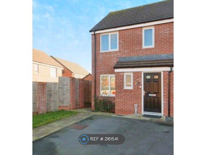 2 Bedroom Semi-Detached House To Rent In Flockton Gardens, Coventry, CV6