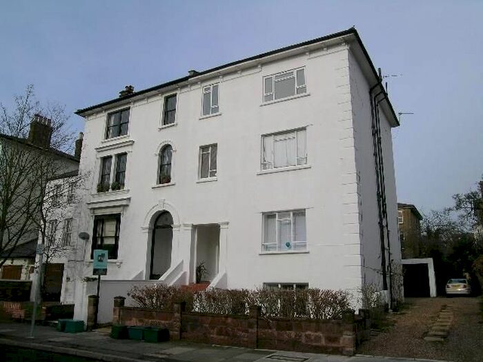 1 Bedroom Flat To Rent In Cadogan Road, Surbiton, KT6