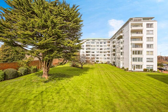 3 Bedroom Apartment For Sale In Compton Place Road, Eastbourne, BN21