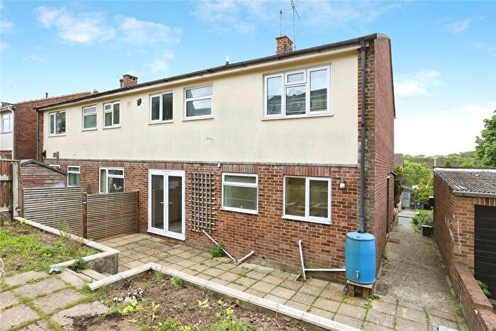 2 Bedroom Flat For Sale In Mayford Road, Poole, Dorset, BH12