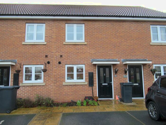 2 Bedroom Town House To Rent In Nursery Close, South Milford, Leeds, LS25