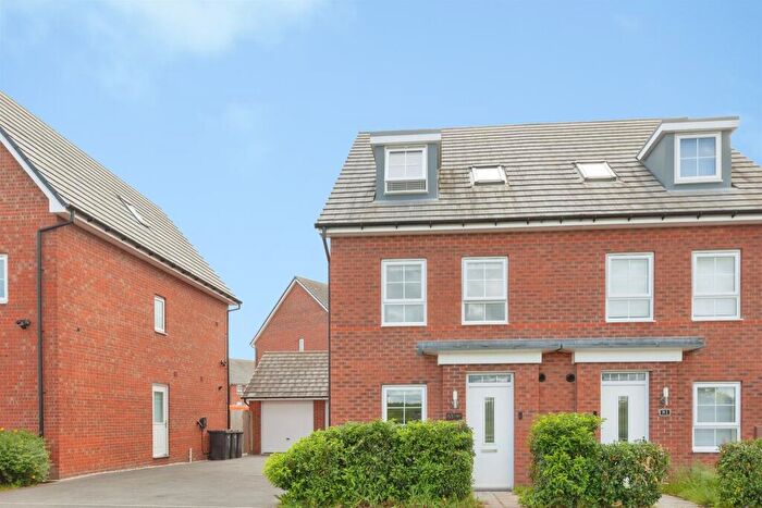 4 Bedroom Semi Detached House For Sale In Dovecote Drive, Nuneaton, CV10