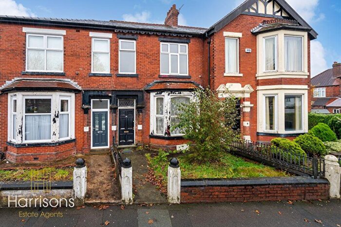 5 Bedroom Terraced House For Sale In Morris Green, Bolton, Lancashire, BL3