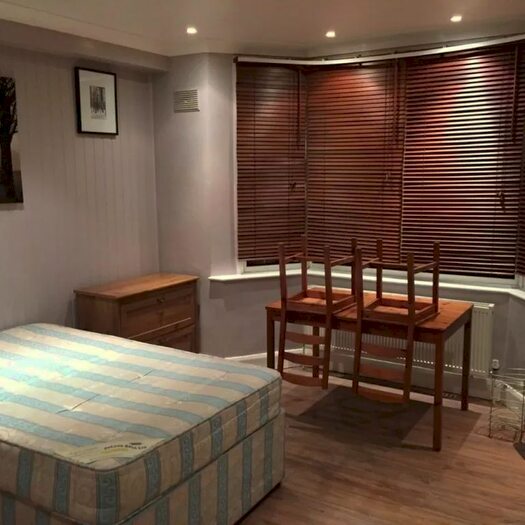 Studio To Rent In Gunnersbury Rd, Acton W3