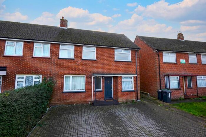 5 Bedroom Semi-Detached House To Rent In Zealand Road, Canterbury, CT1