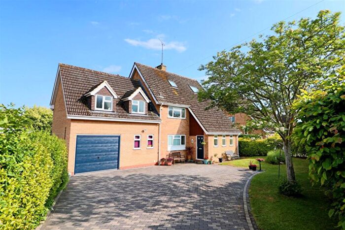 6 Bedroom Detached House For Sale In Greet Road, Winchcombe, Cheltenham, GL54
