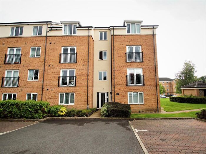 2 Bedroom Apartment To Rent In Cedar Drive, Seacroft, Leeds, LS14