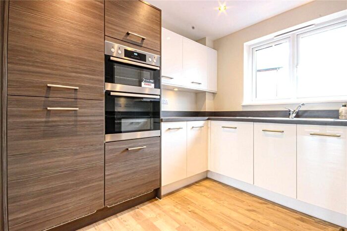 2 Bedroom Apartment To Rent In Mustoe Road, Frenchay, Bristol, BS16