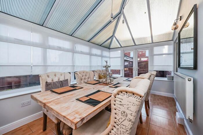 4 Bedroom Detached House For Sale In Somerleyton Drive, Ilkeston, Derbyshire, DE7