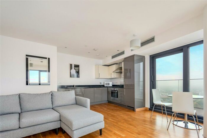 2 Bedroom Flat To Rent In River Heights, High Street, Stratford, London, E15