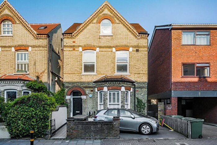 2 Bedroom Flat To Rent In Hartfield Road, Wimbledon, London, SW19