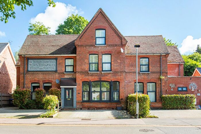 4 Bedroom Terraced House For Sale In Lower Road, River, Kent, CT17