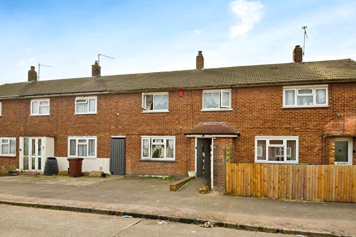 3 Bedroom Terraced House For Sale In Queensway, Sheerness, Kent, ME12