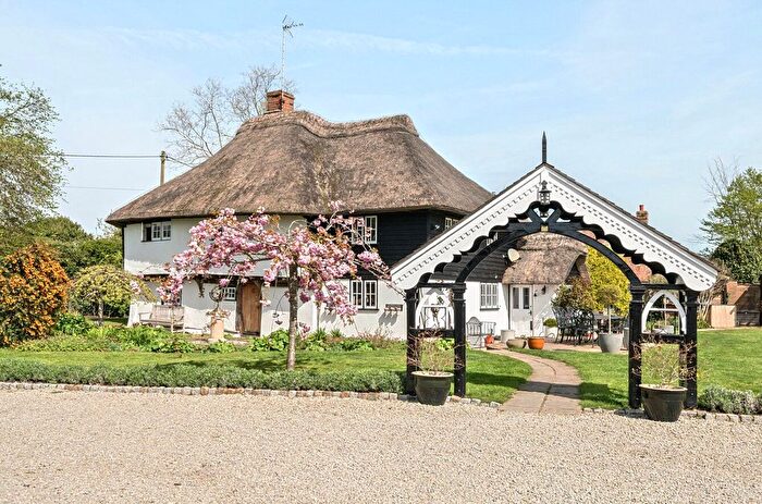 3 Bedroom Detached House For Sale In Cellar Hill, Lynsted, Sittingbourne, Kent, ME9