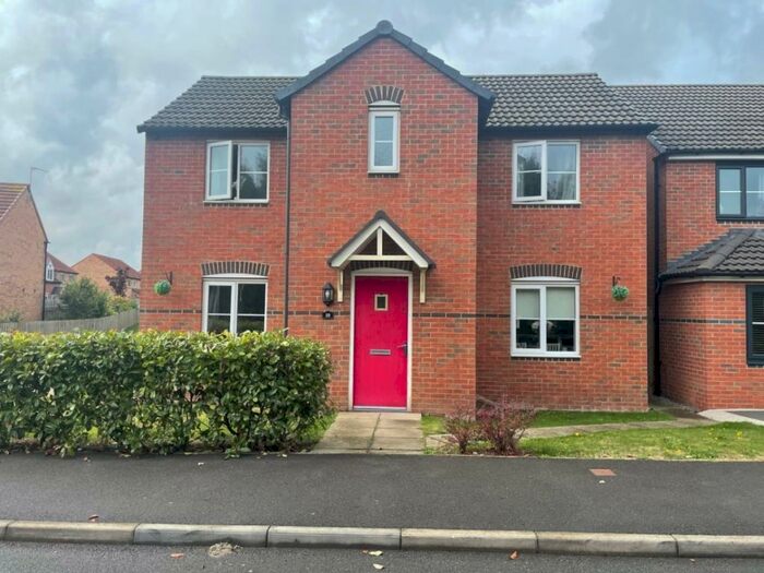 4 Bedroom Detached House To Rent In Prior Croft, S63