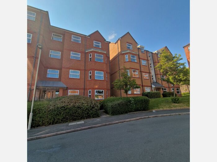 2 Bedroom Apartment To Rent In Goodrich Mews, Dudley, DY3