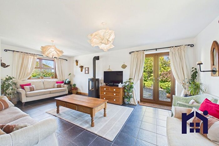 3 Bedroom End Of Terrace House For Sale In Wrightington Bar, Wrightington, WN6