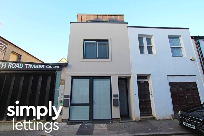 2 Bedroom Maisonette To Rent In Kensington Gardens, Brighton, BN1