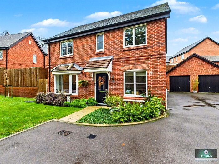 4 Bedroom Detached House For Sale In Rushetts Lane, Crawley Down, RH10