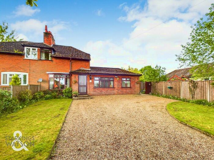 3 Bedroom Semi-Detached House For Sale In School Hill, Ranworth, Norwich, NR13