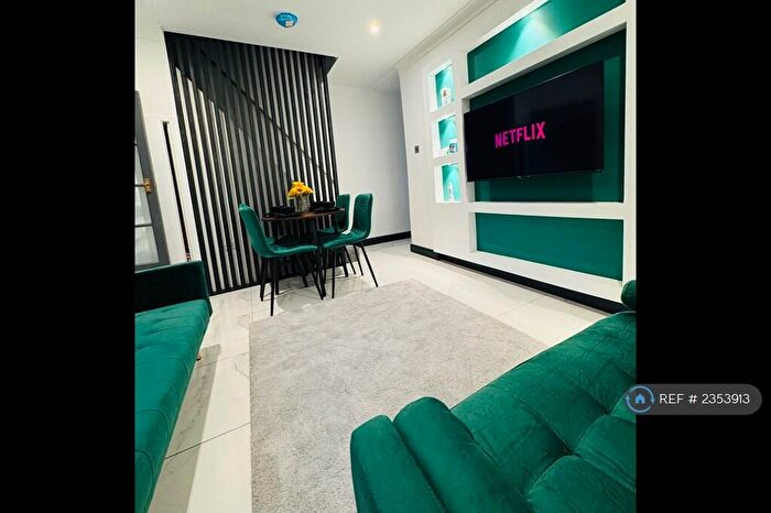 4 Bedroom Terraced House To Rent In Balaclava Street, St. Thomas, Swansea, SA1