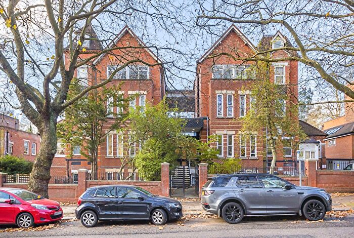 Studio To Rent In Fitzjohns Ave, London, NW3