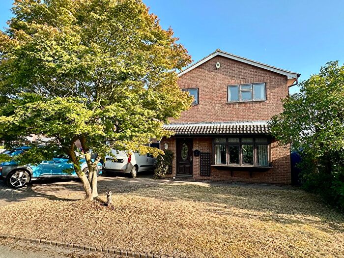 4 Bedroom Detached House For Sale In Redhall Close, Kirk Sandall, Doncaster, DN3