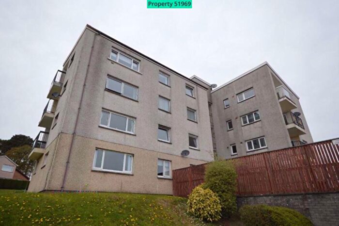 3 Bedroom Flat To Rent In Loch Assynt, East Kilbride, Glasgow, G74