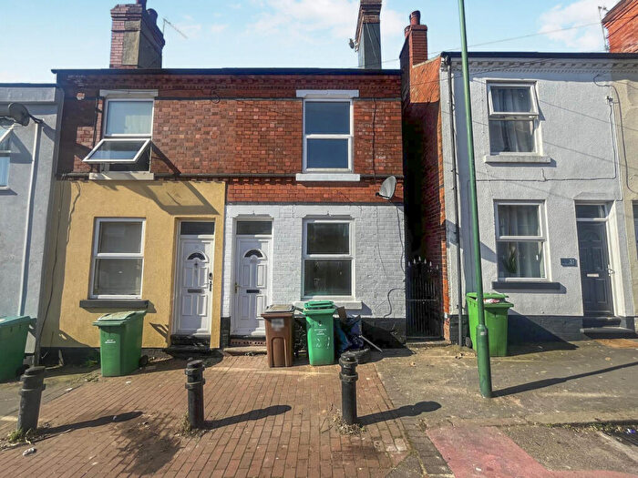 2 Bedroom Terraced House To Rent In Bradgate Road, Nottingham, NG7