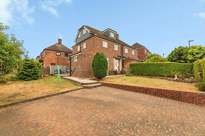 2 Bedroom Semi-Detached House For Sale In Loakfield Drive, Sheffield, South Yorkshire, S5