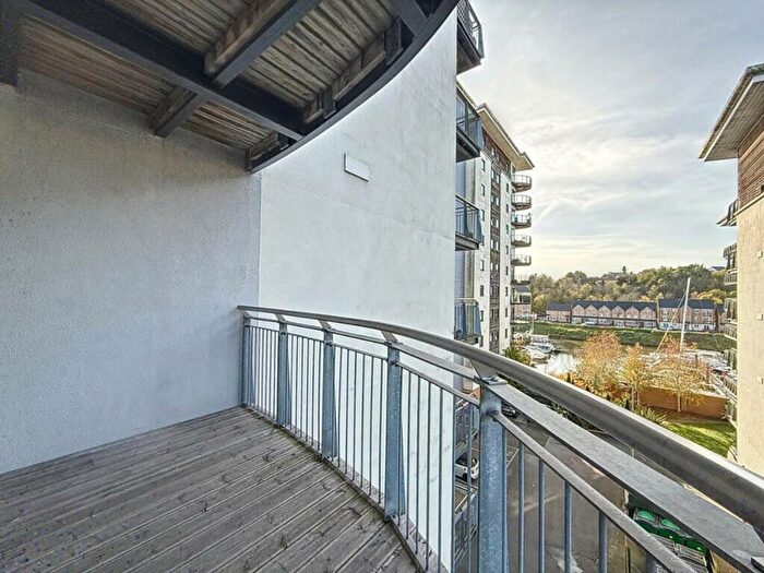 2 Bedroom Flat To Rent In Watkiss Way, Victoria Wharf, CF11