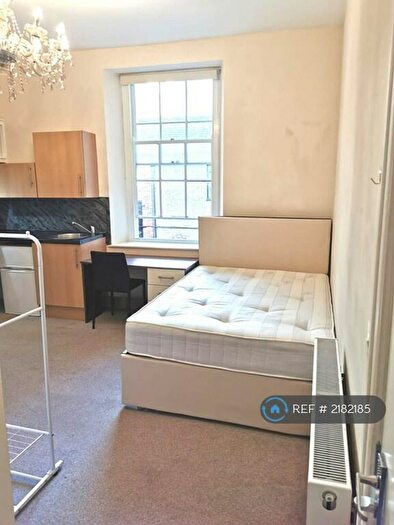 Studio To Rent In Jesmond Road West, Newcastle Upon Tyne, NE2