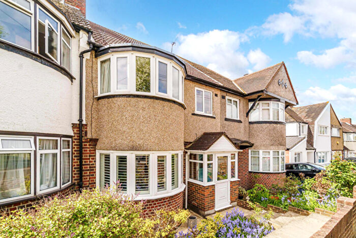 4 Bedroom Terraced House For Sale In Rougemont Avenue, Morden, SM4
