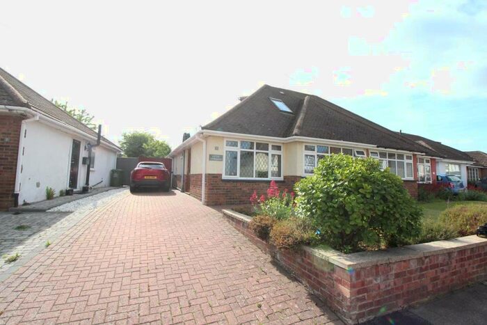 3 Bedroom Bungalow To Rent In Abbey Road, Billericay, CM12
