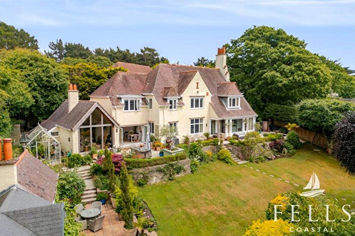 5 Bedroom Detached House For Sale In Sharvells Road, Milford On Sea, SO41
